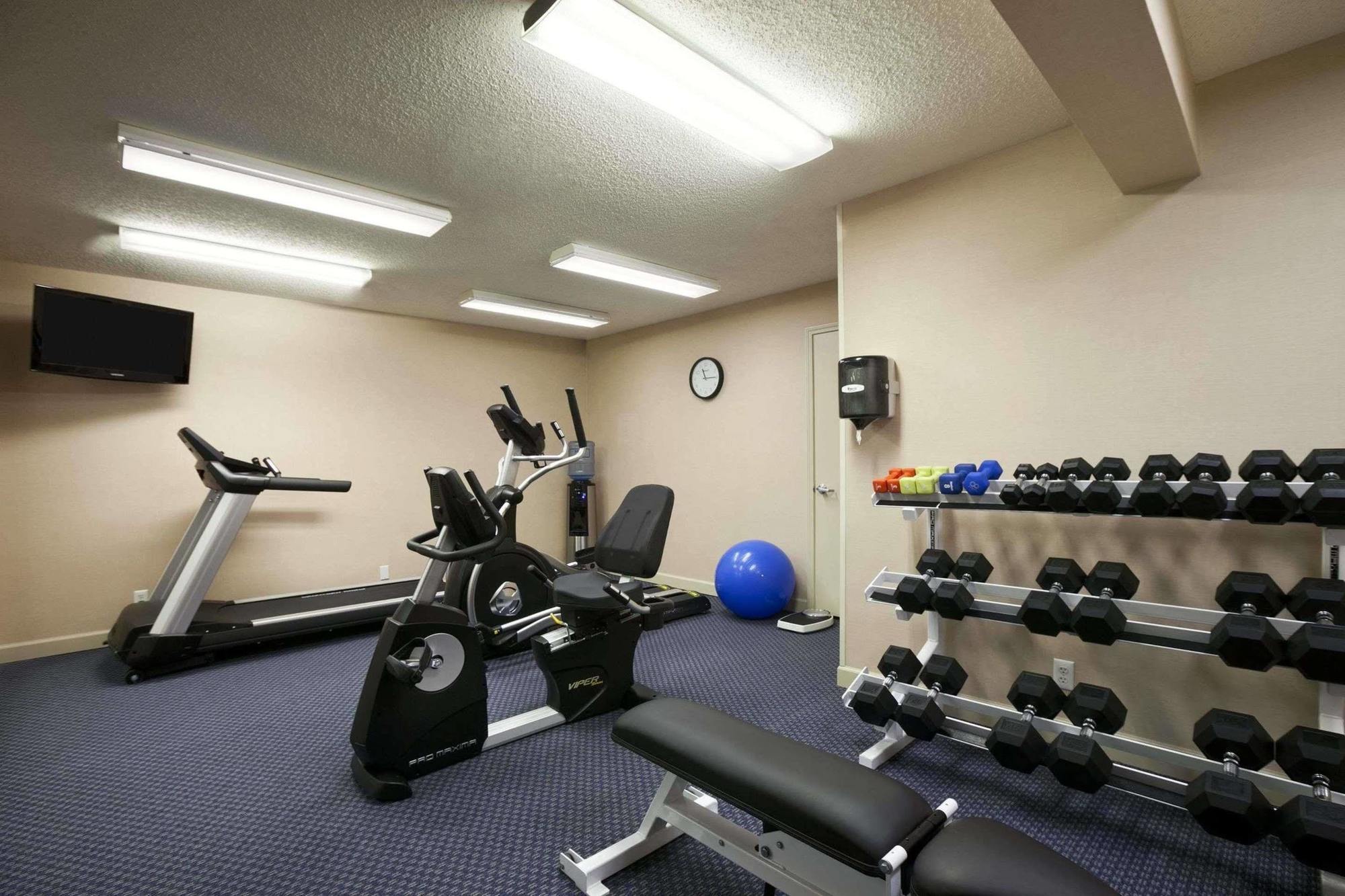 Hawthorn Suites Of Трой Екстер'єр фото